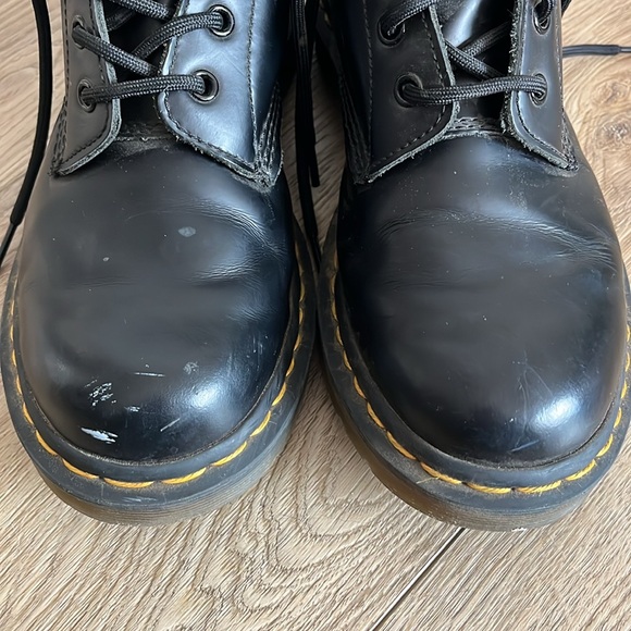 Dr. Marten 1460 Lace-Up Boots - Picture 2 of 6